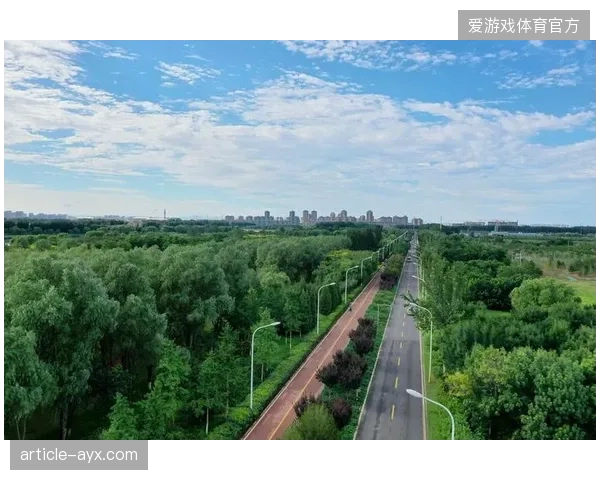 北京朝阳区415公里绿道如何并入城市慢行交通网，缓解26个公园的管理压力